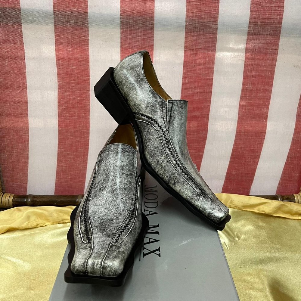 NWB Moda Max leather shoes